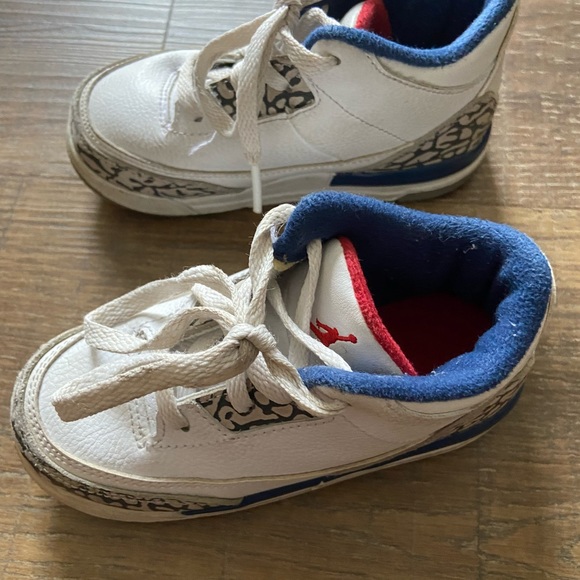 Jordan 3 Retro Bt Toddler 8c - Picture 5 of 9